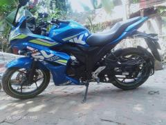 Suzuki Gixxer Dual Disc Dual Tone